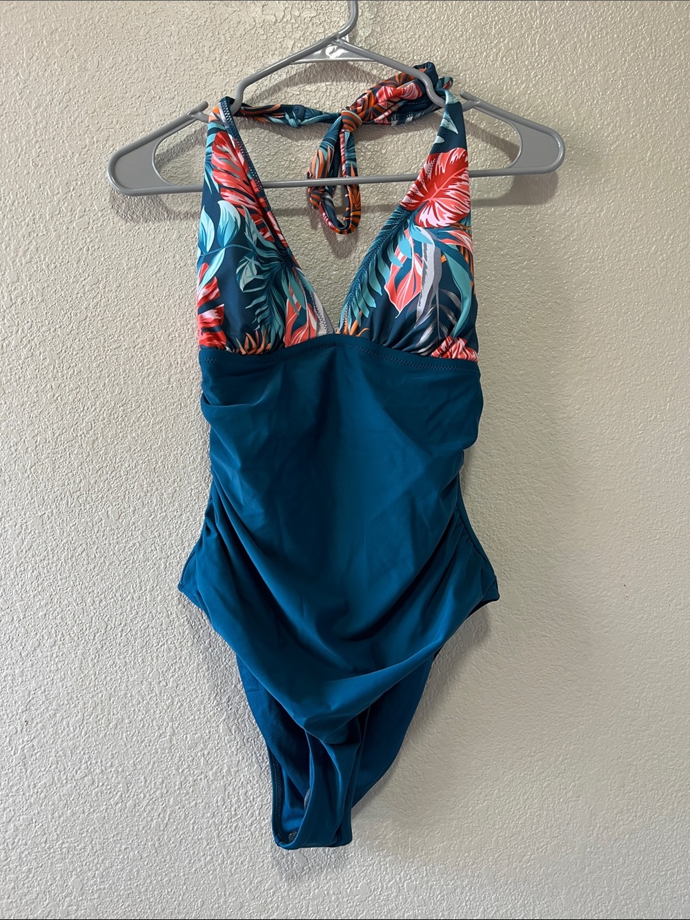 Cupshe Medium Tummy Control Teal Tropical Halter One-Piece Swimsuit